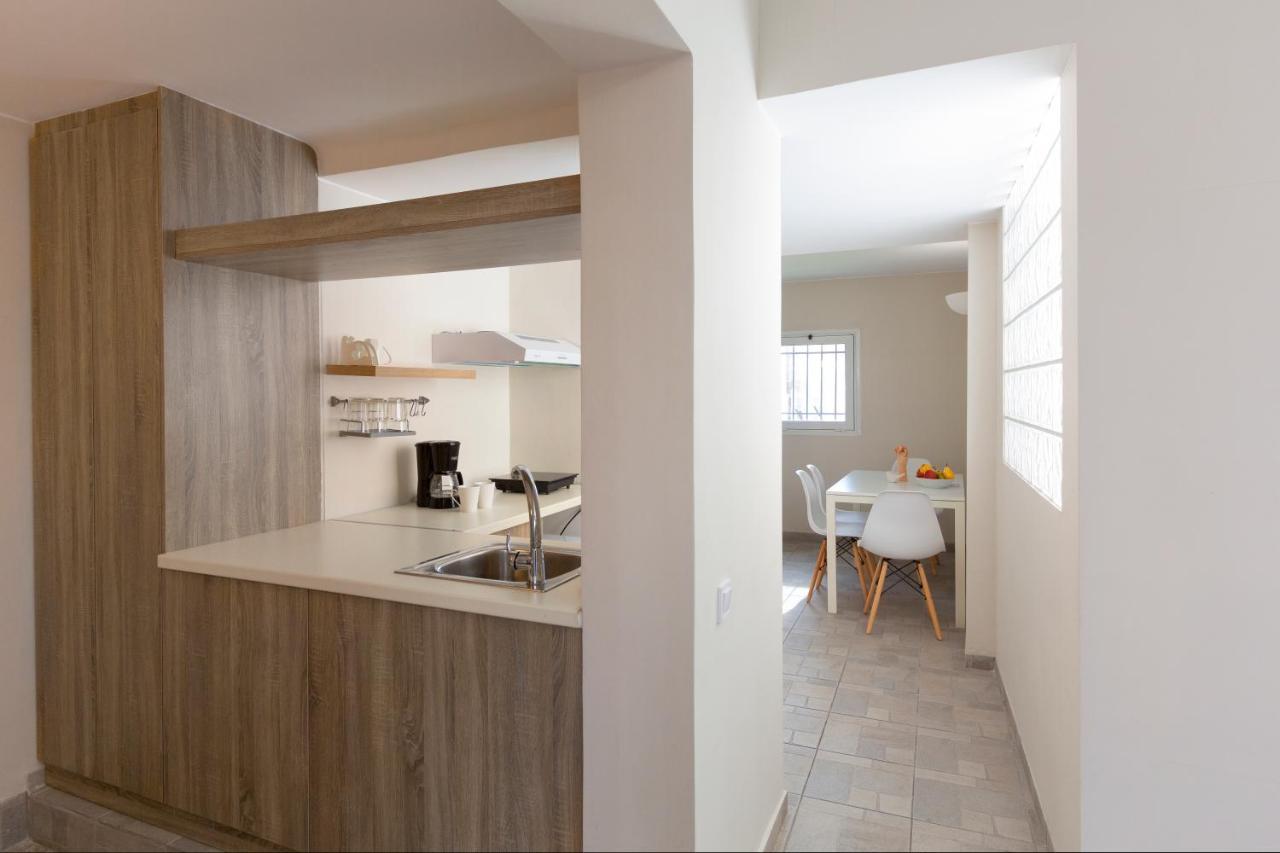 Psirri Place Economy Apartments Centrally Located 아테네 외부 사진